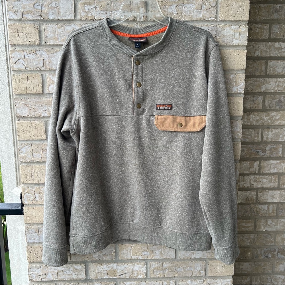 Patagonia Men's Work Sweatshirt in Dark Ash